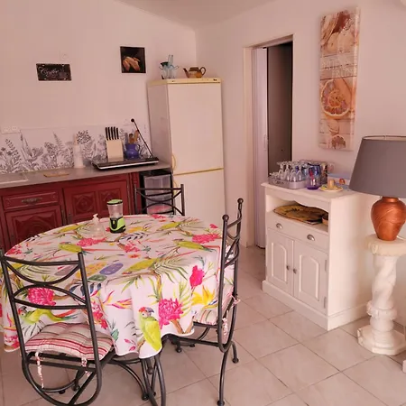 Metairie De L'eglise Holiday home Sainte-Marthe (Lot-et-Garonne)